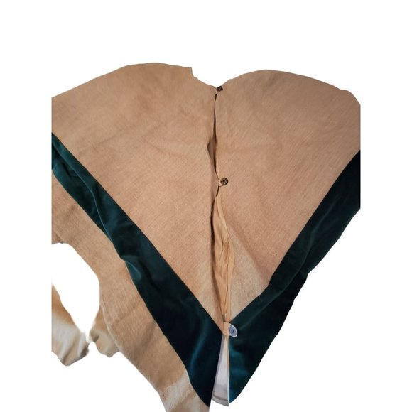 Large Balsam Hill Burlap & Cotton Striped 60" Round Christmas Tree Skirt - Picture 6 of 6